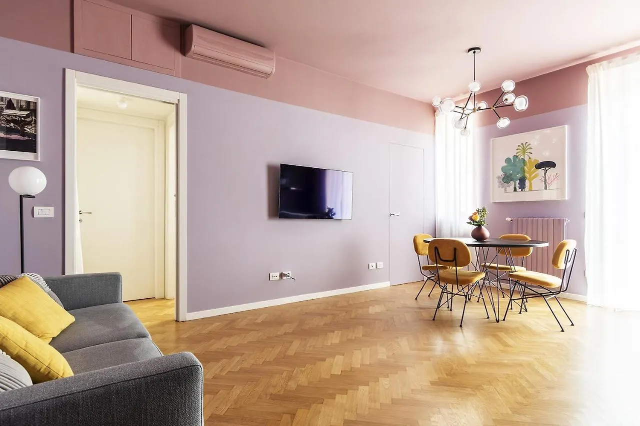 Design Apartment Navigli Milan Italy