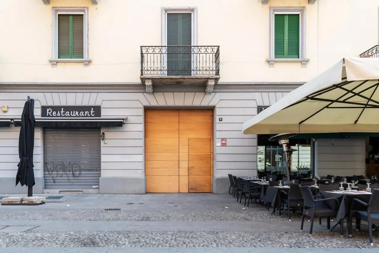 Design Apartment Navigli Milan